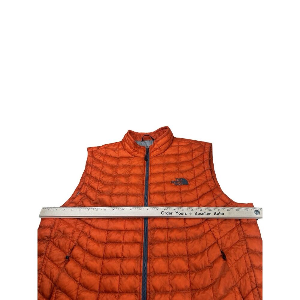 The North Face Puffer Vest Men's Extra Large Orange Thermoball Full Zip - Picture 3 of 13